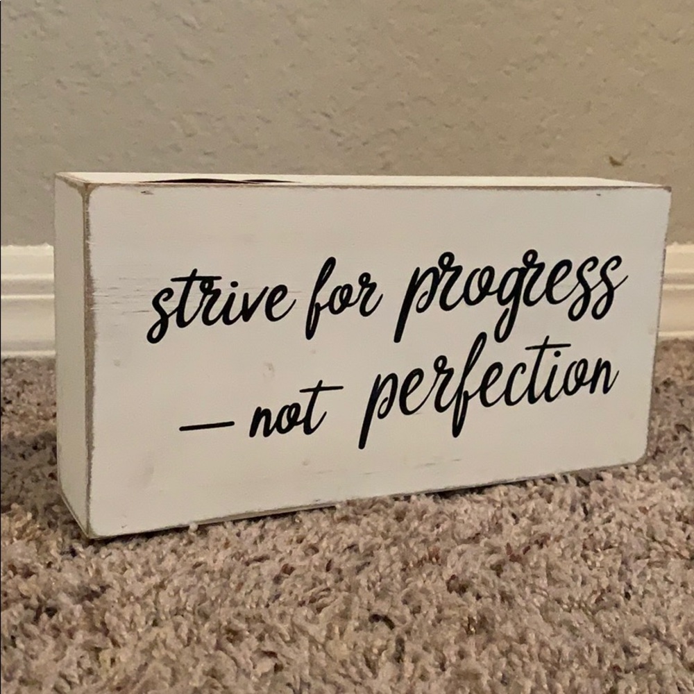 ‘Progress not Perfection’ wall decor